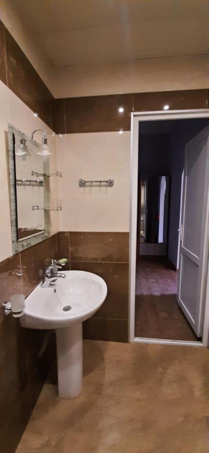 Apartment On Aleksandr Pushkin Street Tbilisi Zewnętrze zdjęcie